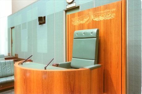Speaker's Chair crafted by David Upfill-Brown, using Australian grey box timber with Tasmanian black-hearted sassafras and six types of Australian wattle
